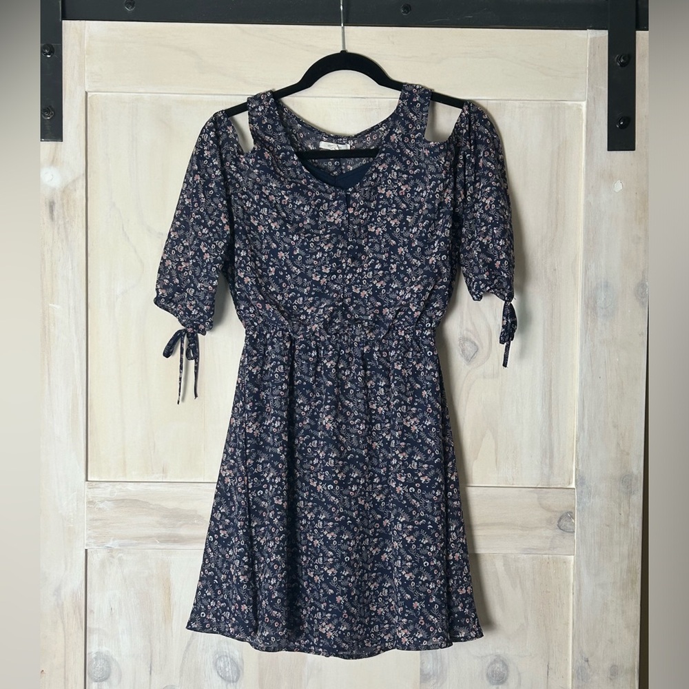 Maurice’s dress navy blue cold shoulder with floral print size S